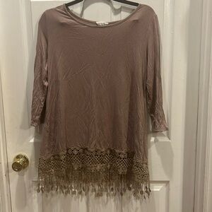 Beige, quarter length sleeve, size L
